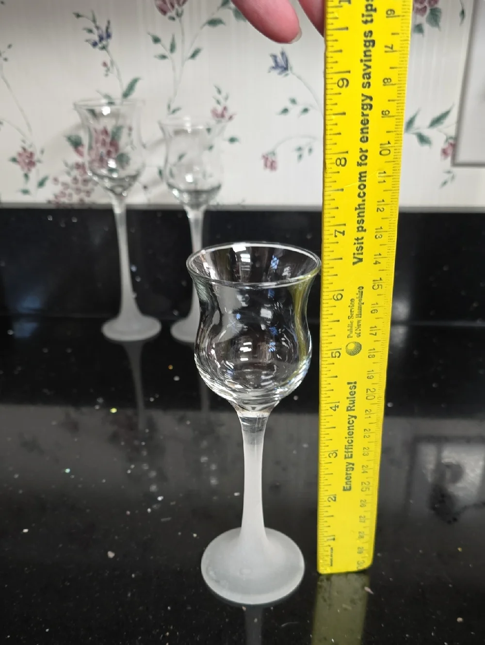 HOST PICK. Vintage. PartyLite Iced Crystal Trio with Frosted Stems - Picture 4 of 5